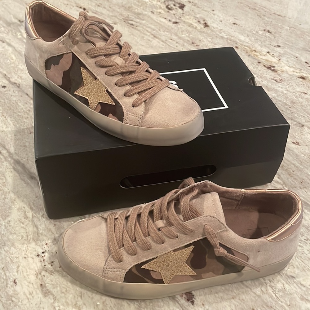 Tan Sneakers